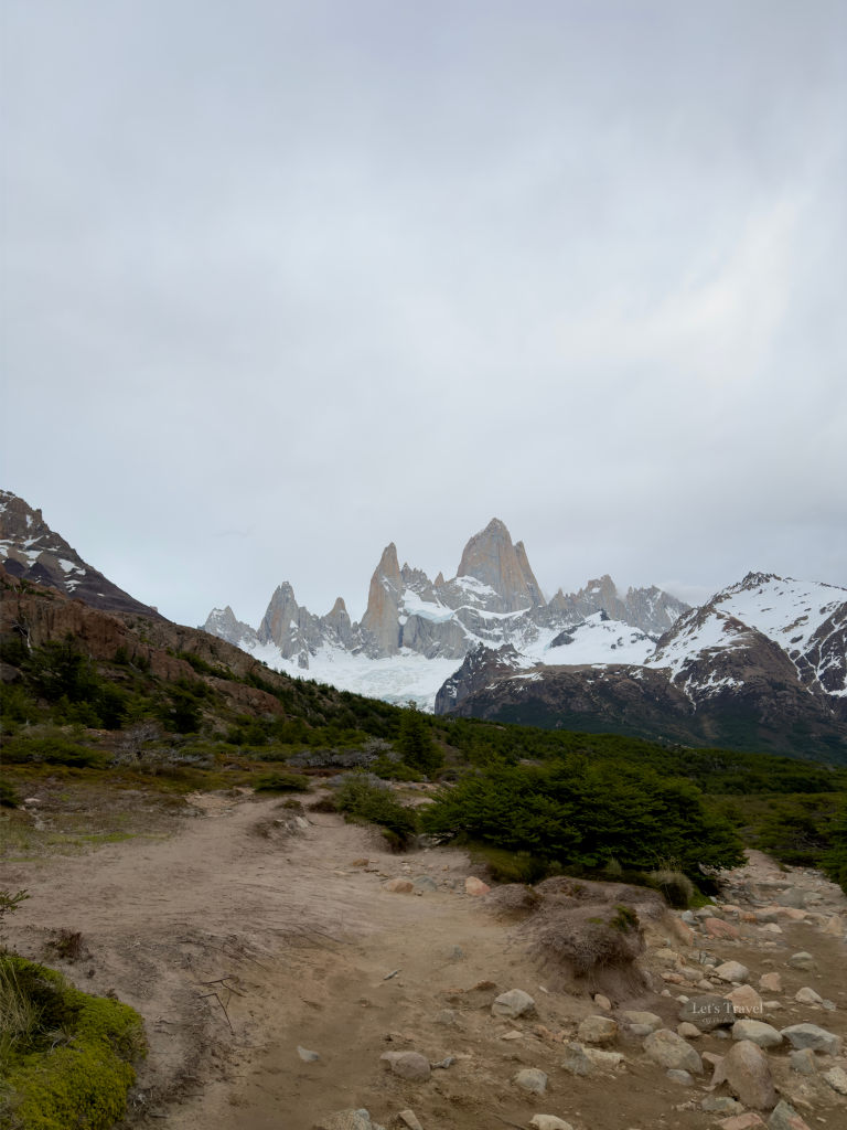 View along the Laguna de los Tres Trail towards Mount Fitz Roy in Los Glaciares National Park, Patagonia, Argentina.